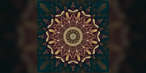 Cover image for Del's Doodles Jigsaw Puzzle: Fractal Mandala 13