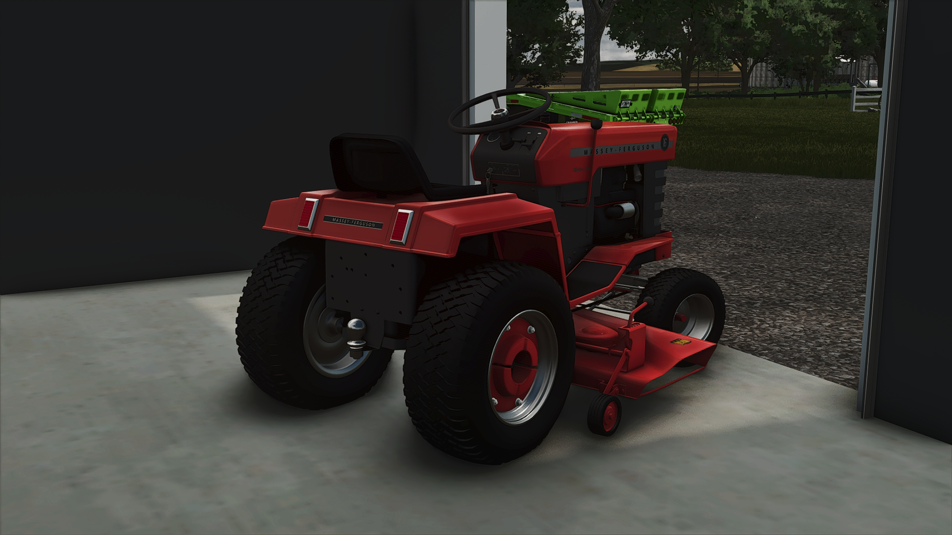 Screenshot 5 for FS25 - 1975 Massey Ferguson 16 Lawn Tractor