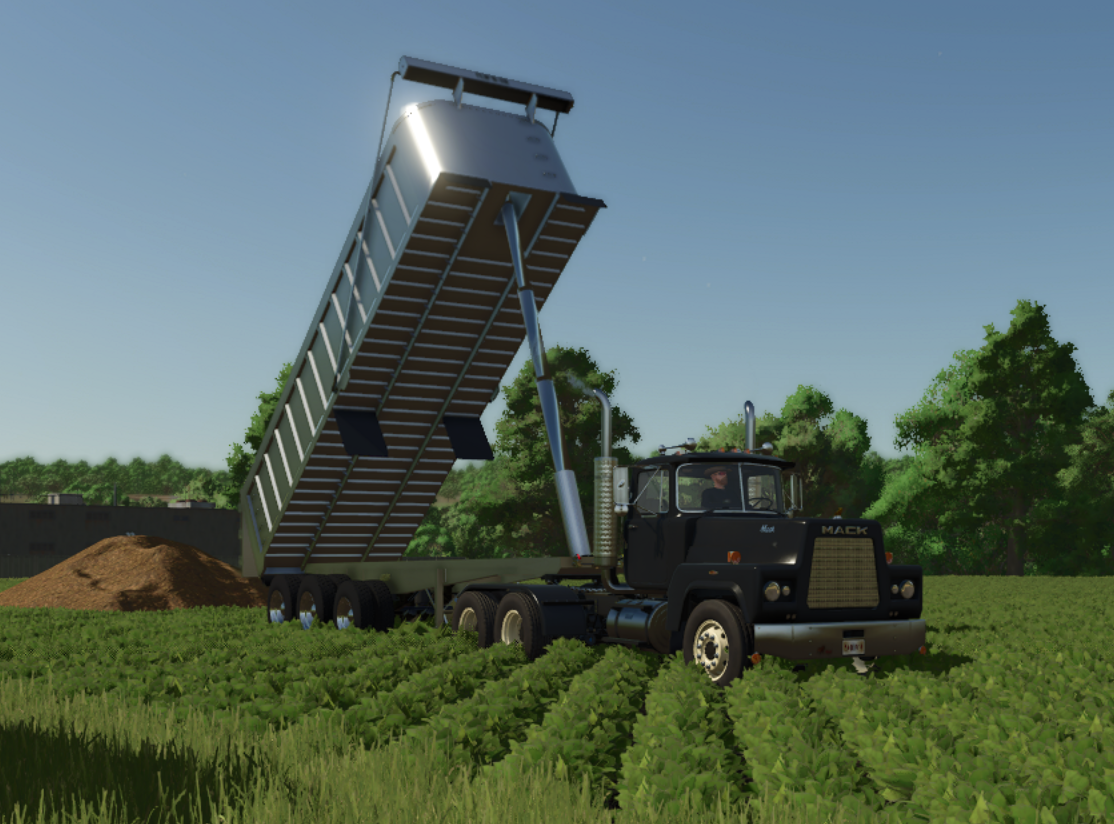 Screenshot 2 for Fs25 Trailking TriBrook End Dump