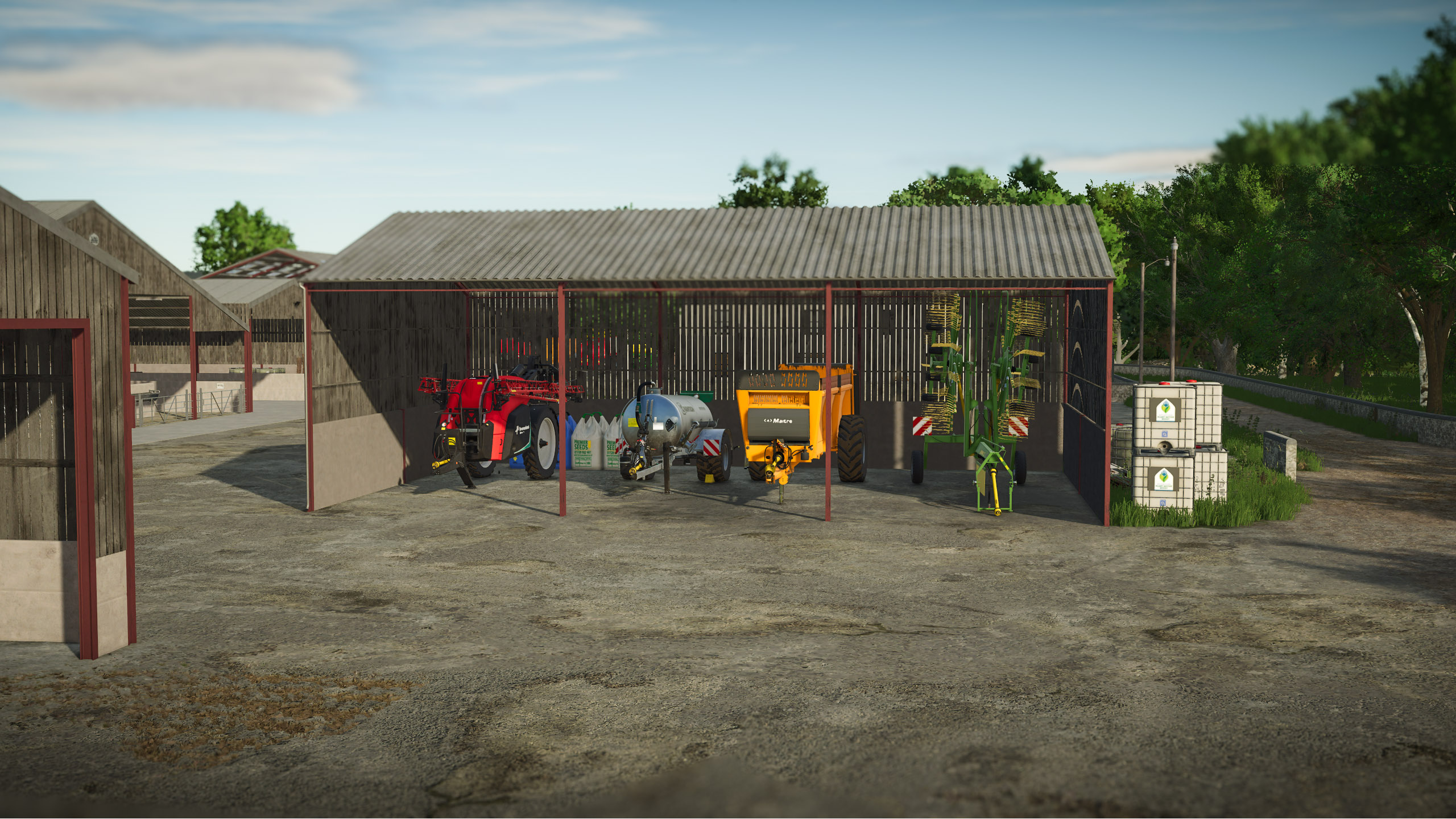 Screenshot 4 for FS25 UK Small Machinery Shed