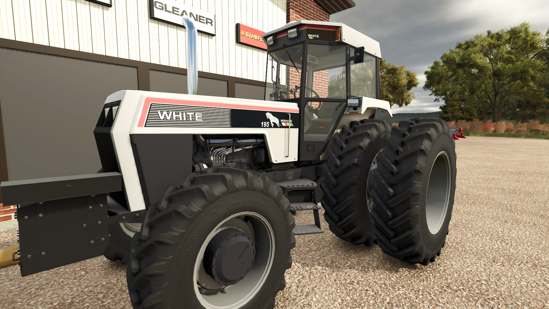 Screenshot 9 for White Field Boss and Workhorse FS25