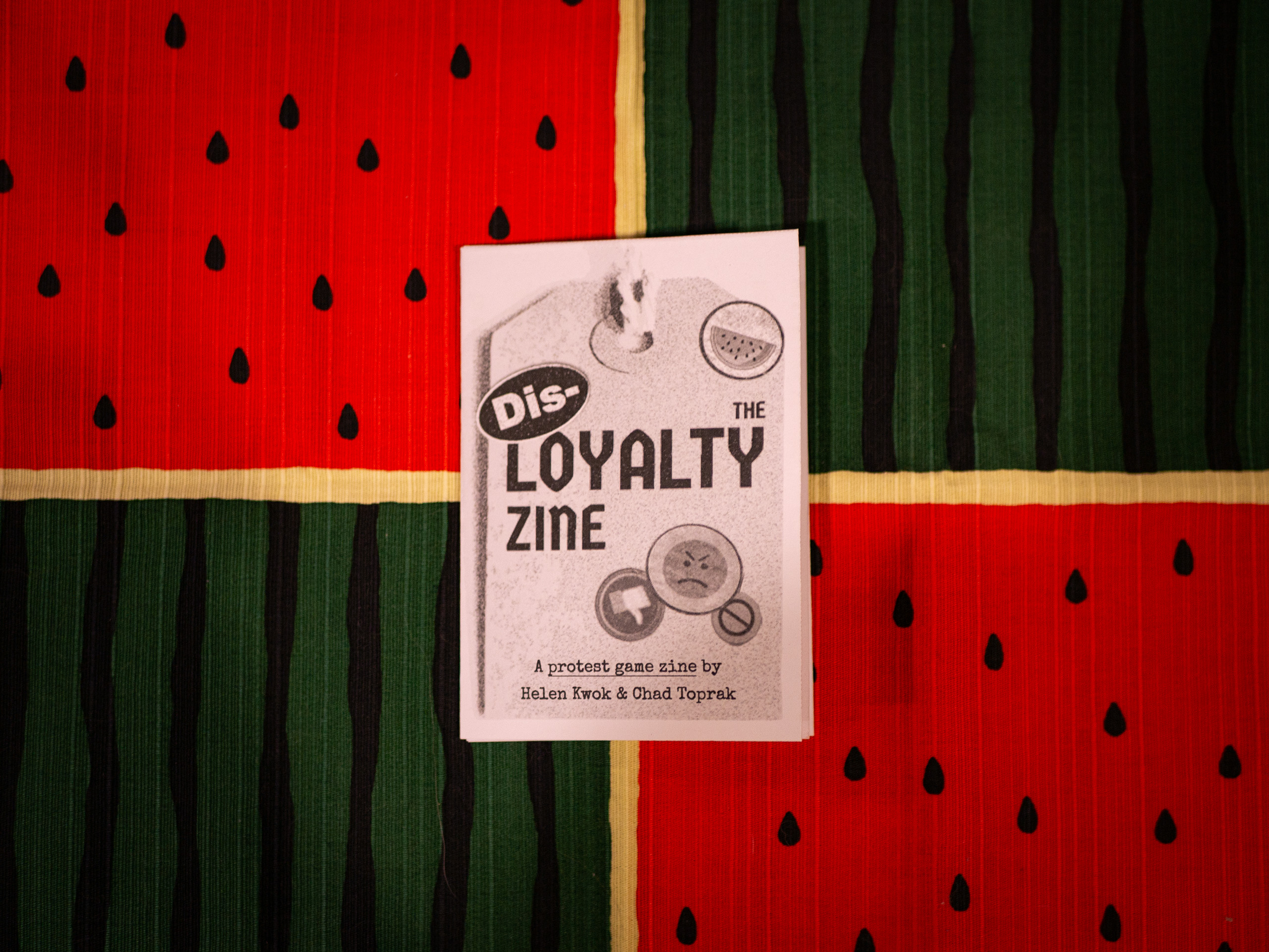 Screenshot 2 for The Dis-loyalty Zine