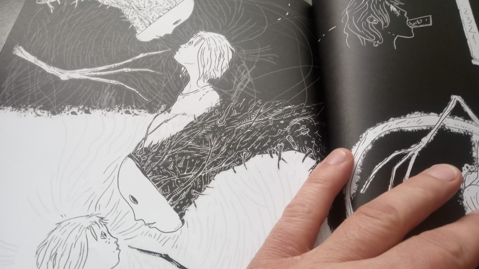 Screenshot 2 for Weird dark version of Alice in Wonderland with creepy twist Artbook