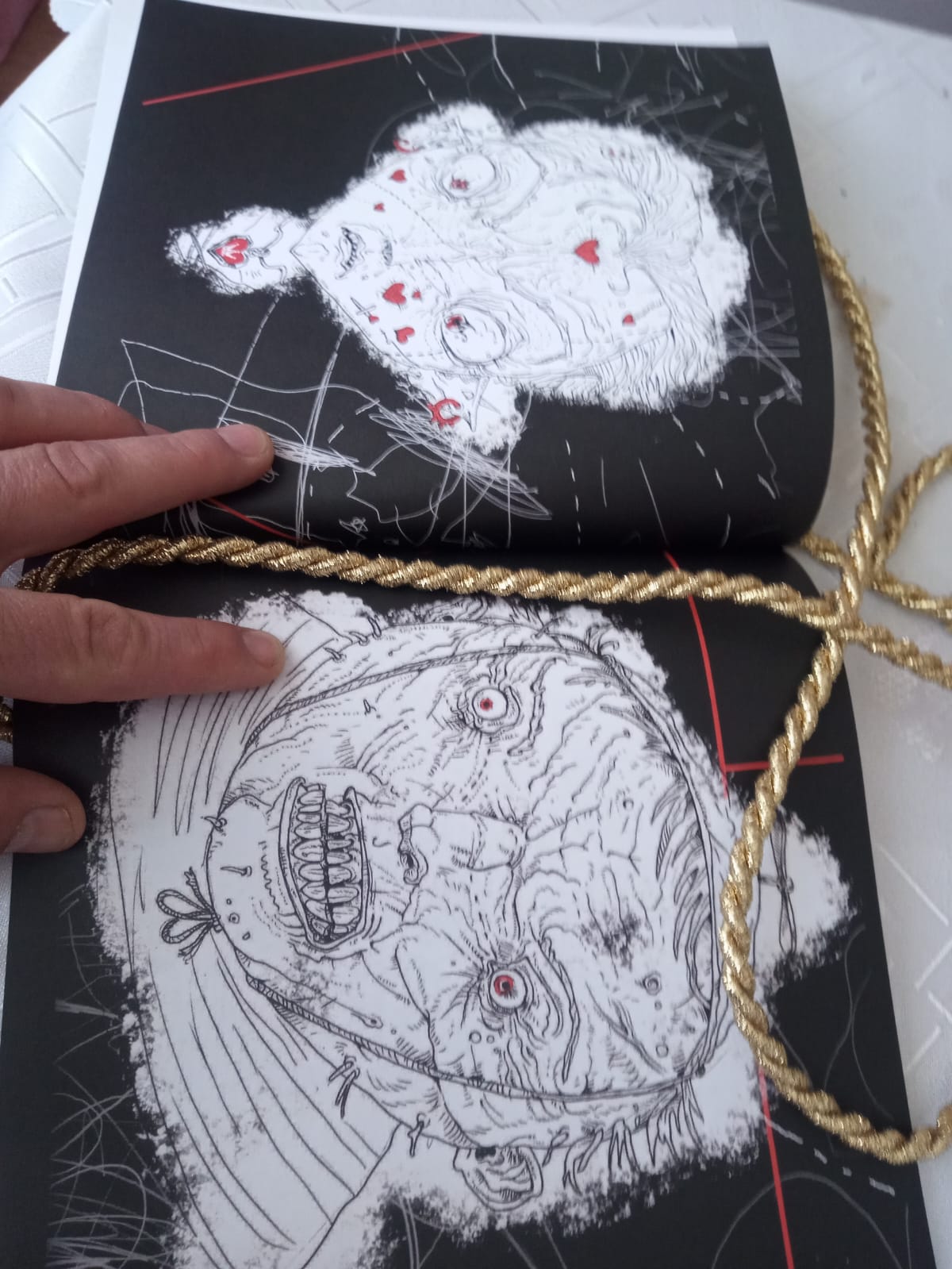 Screenshot 4 for Weird dark version of Alice in Wonderland with creepy twist Artbook