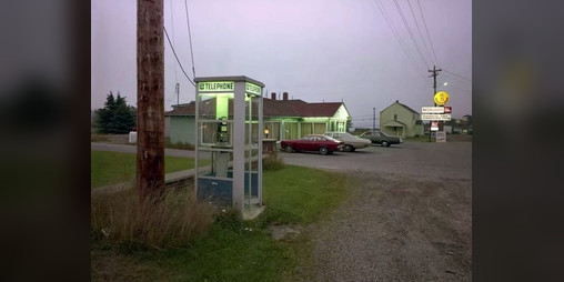 Cover image for Man-Verse town exploration