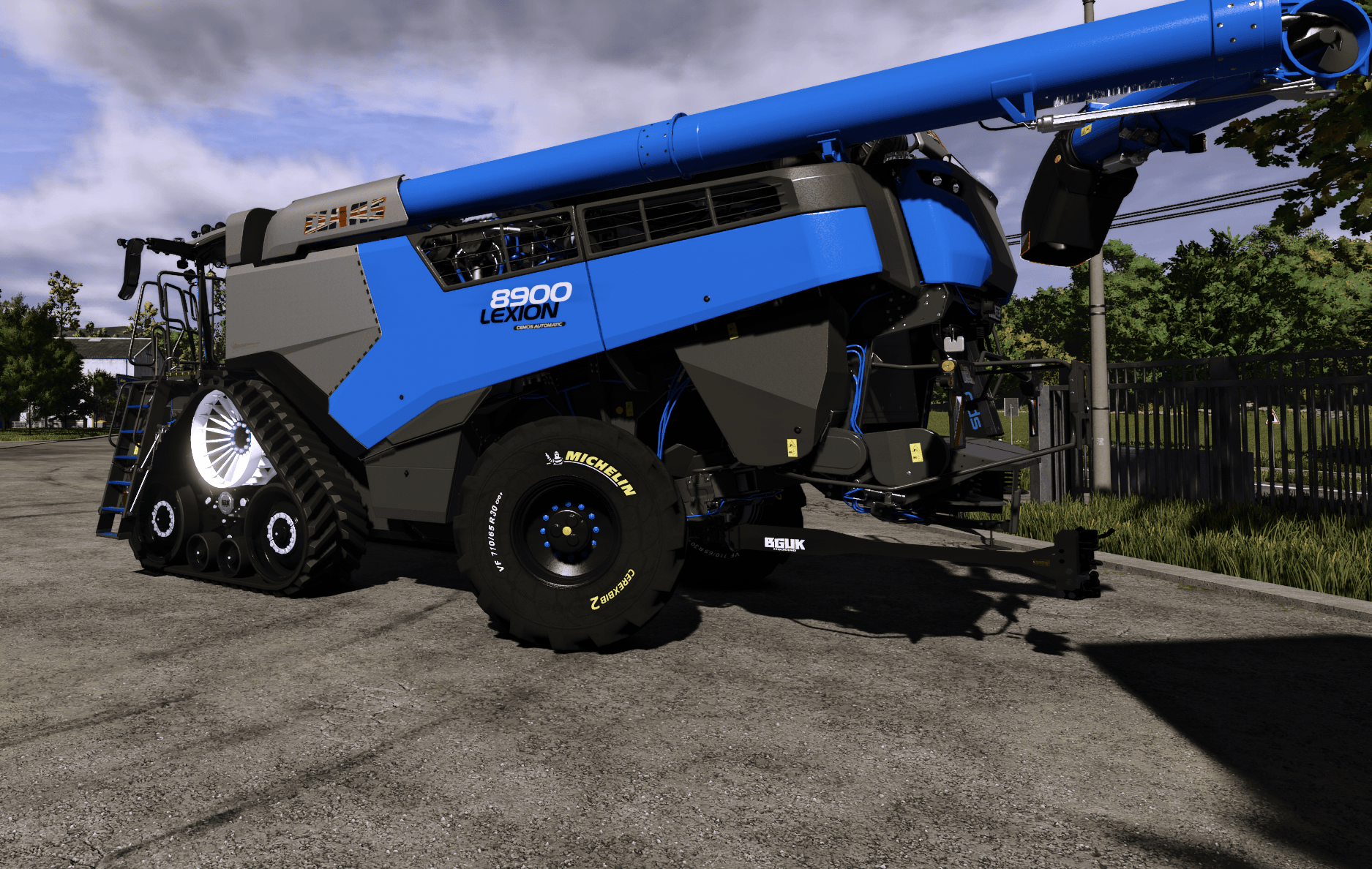 Cover image for COMPLETELY CUSTOMIZED LEXION-8900