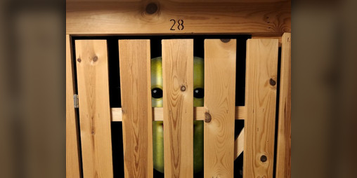 Cover image for Funny Apple With A Tongue / Прикольное яблочко с язычком