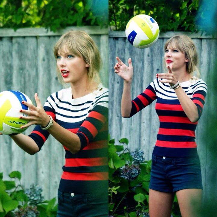 Cover image for Melanie jogando volei na praia e Taylor Swift na torcida