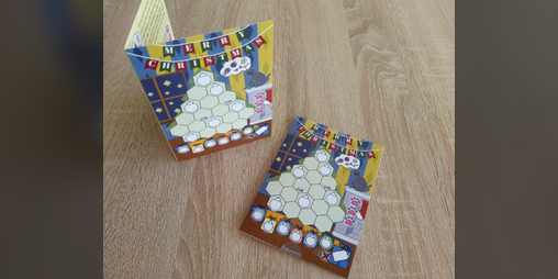 Cover image for Roll-And-Write Christmas Card
