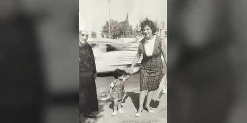 Cover image for A Story My Grandmother Told Me