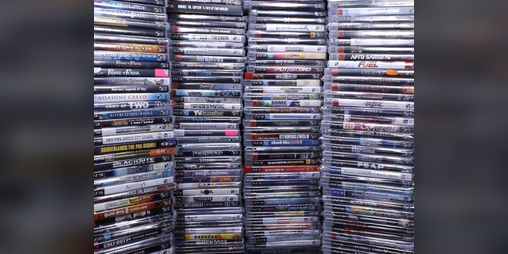 Cover image for PLAY EVERY GAME EVER MADE
