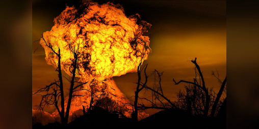 Cover image for 10 YEARS – DIARY OF THE END OF THE WORLD