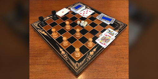 Cover image for Ės