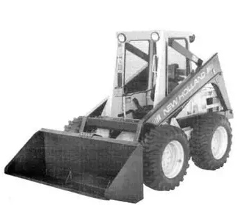 New Holland L555 and John Deere 675/B