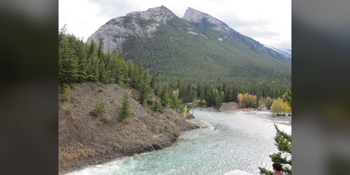 Cover image for Go West