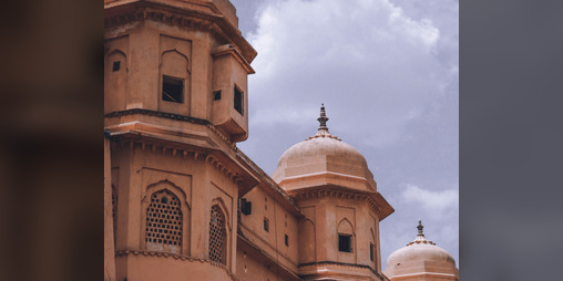 Cover image for Rezilora