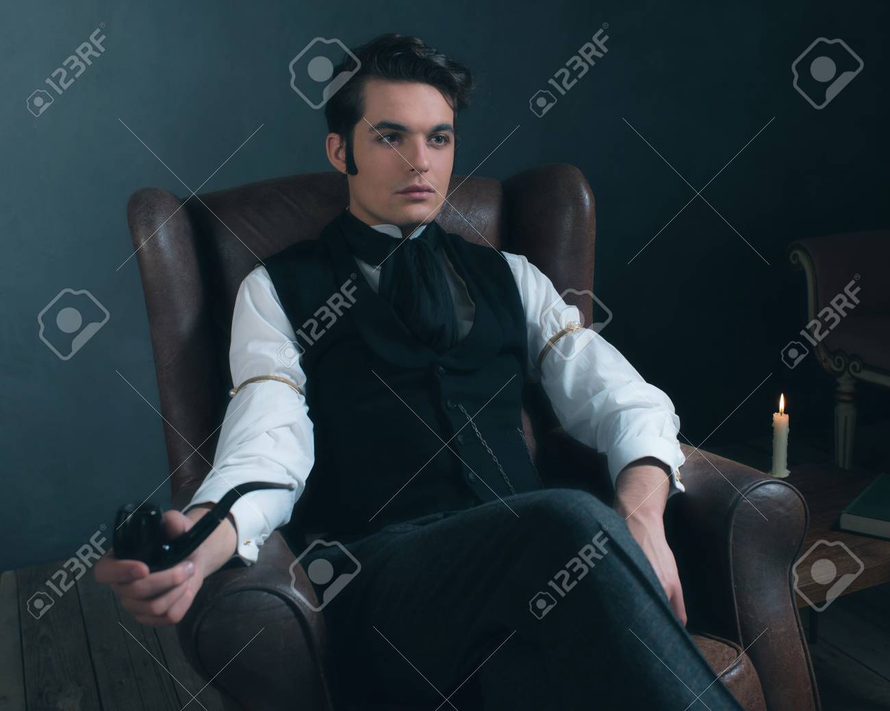 Cover image for Shemkey and the Bloodless Murder