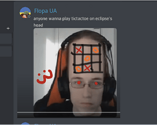 TicTacToe on Enclipse's head