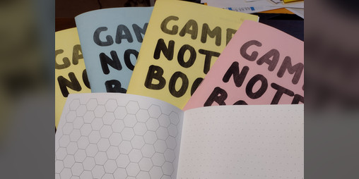 Cover image for Game notebook