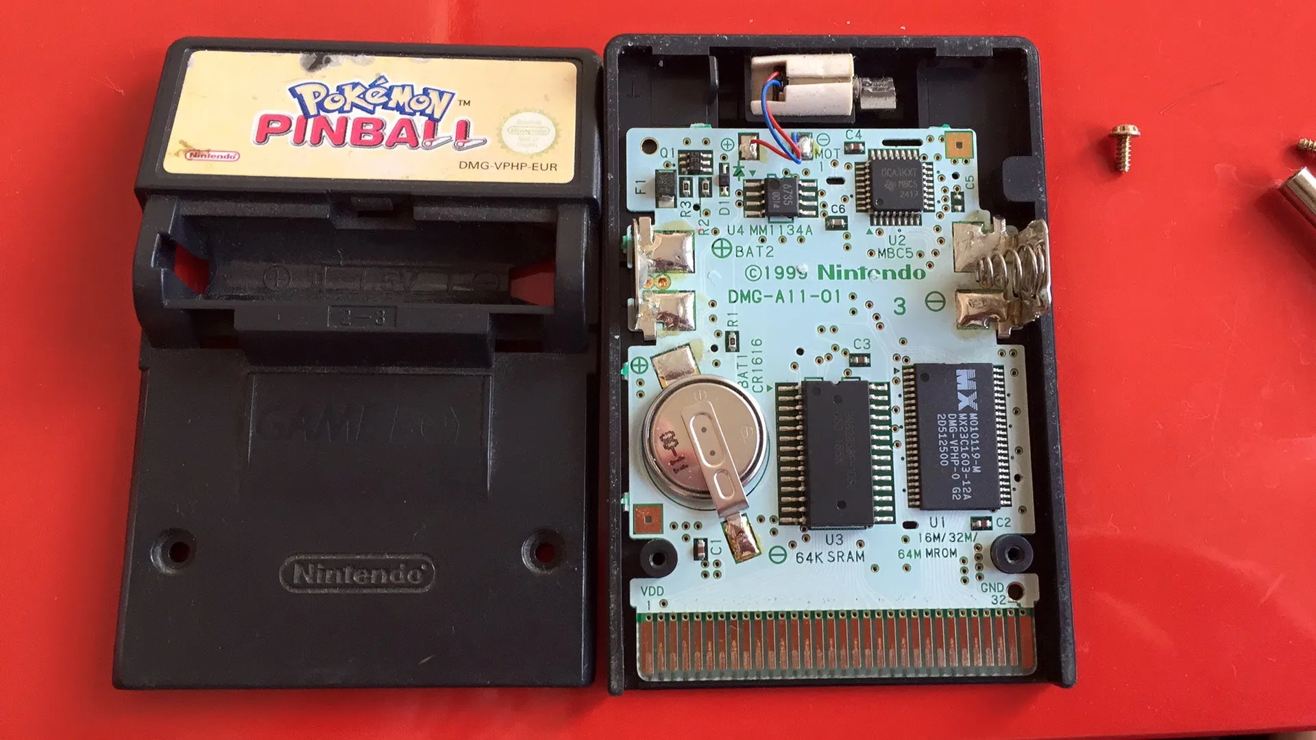 The inside of a Pokémon Pinball cartridge